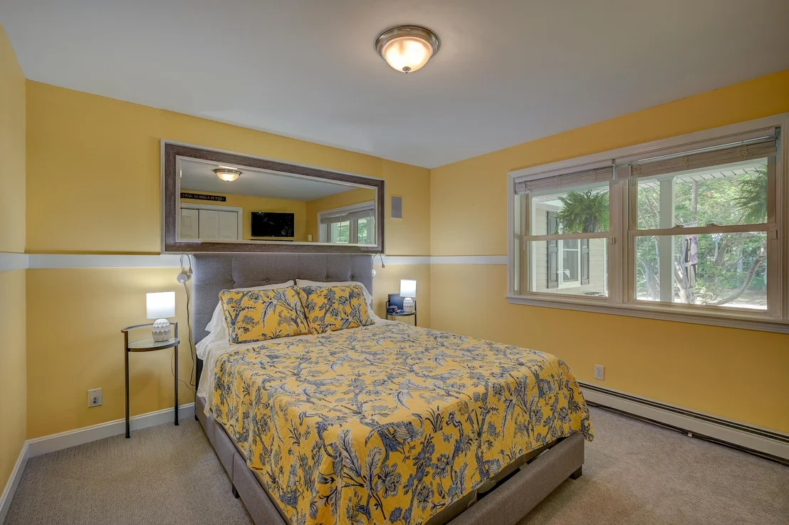 Photo of 633 Cobb Farm