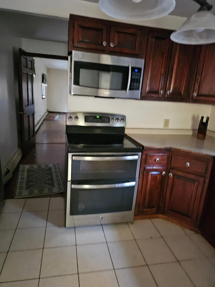 Photo of 331 Lancaster
