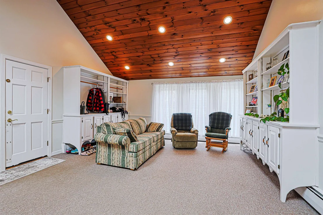 Photo of 16 Marlowe
