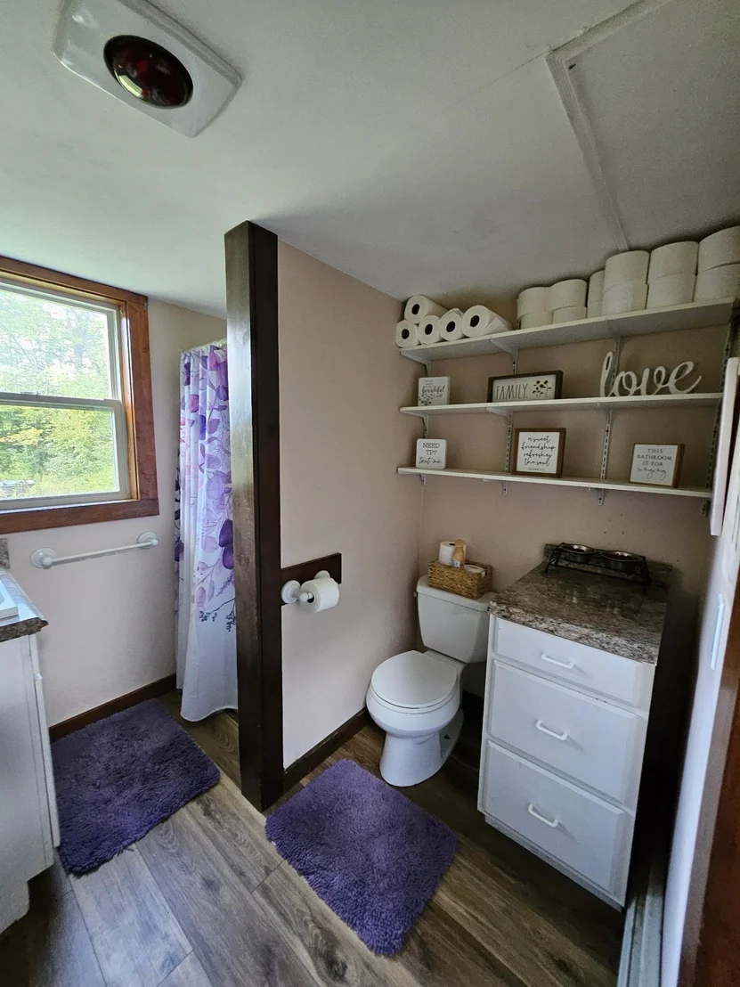Photo of 731 Howard Hill