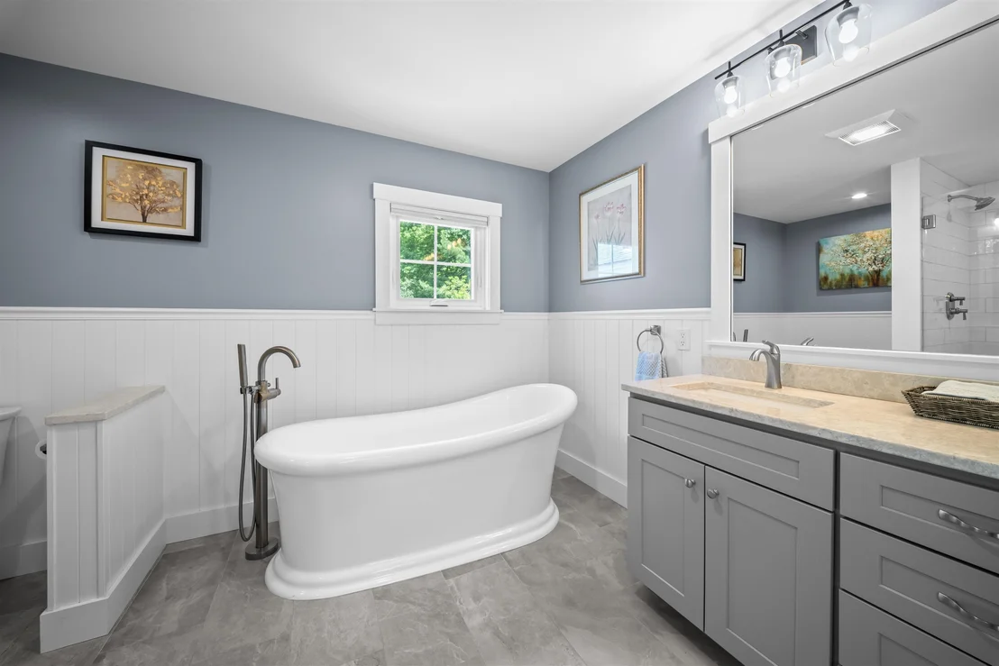 Photo of 232 Dover Point