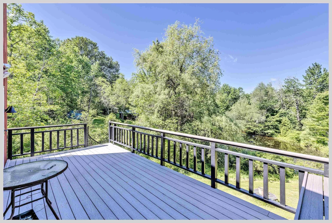 Photo of 206 River