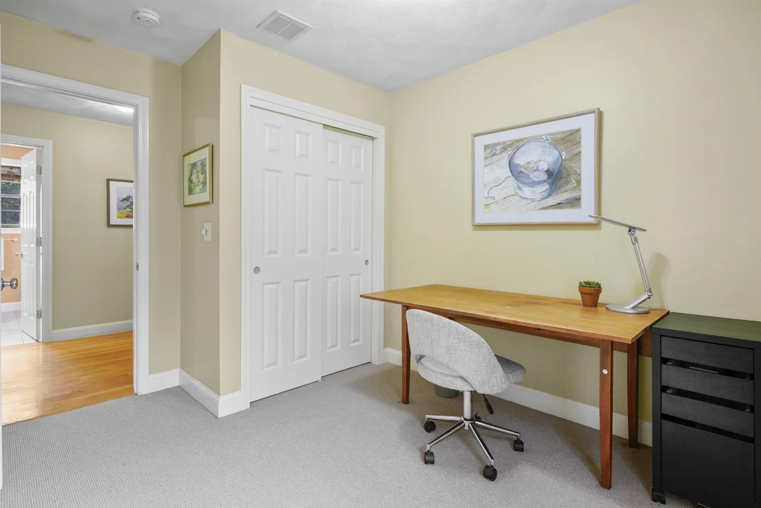 Photo of 221 Piscassic