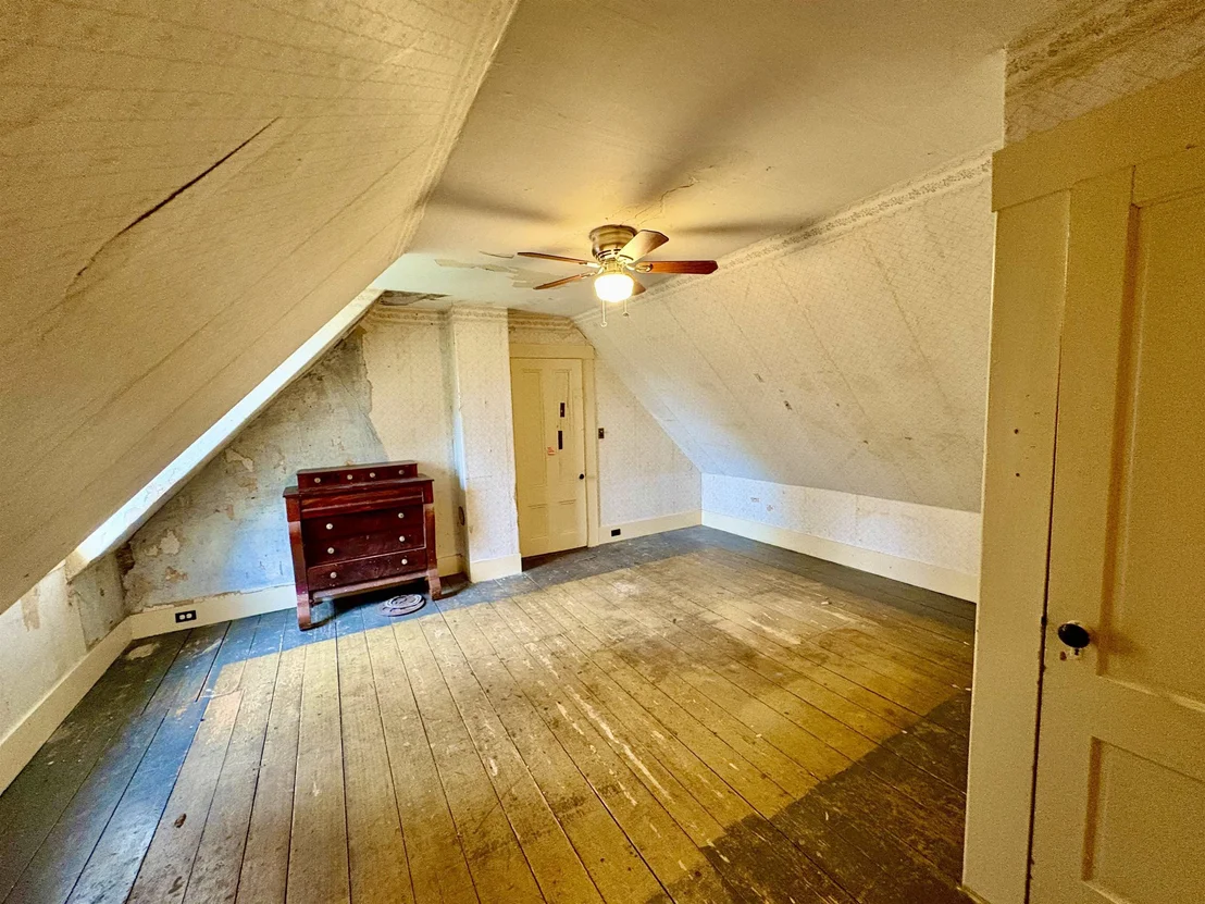 Photo of 1445 Maillett