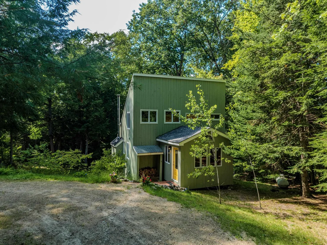 Photo of 246 Snowood