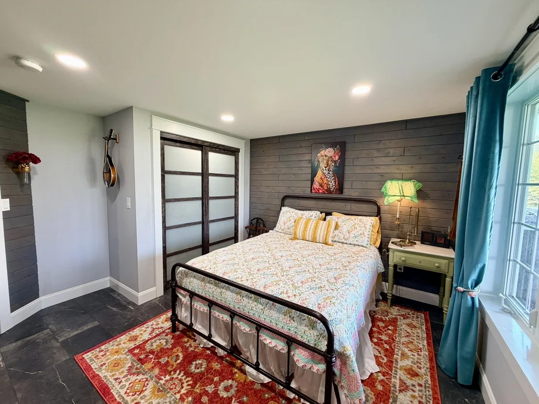 Photo of 700 Whittier