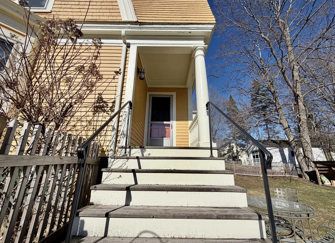 Photo of 39 Nelson