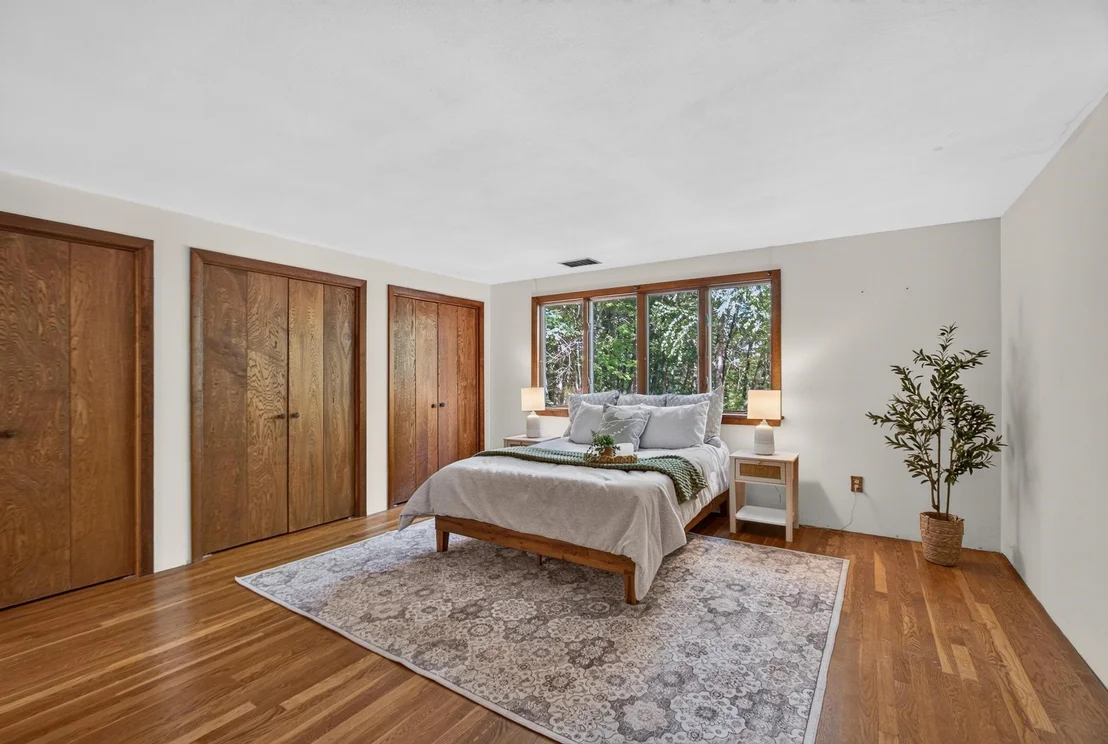 Photo of 14 Pine Knoll