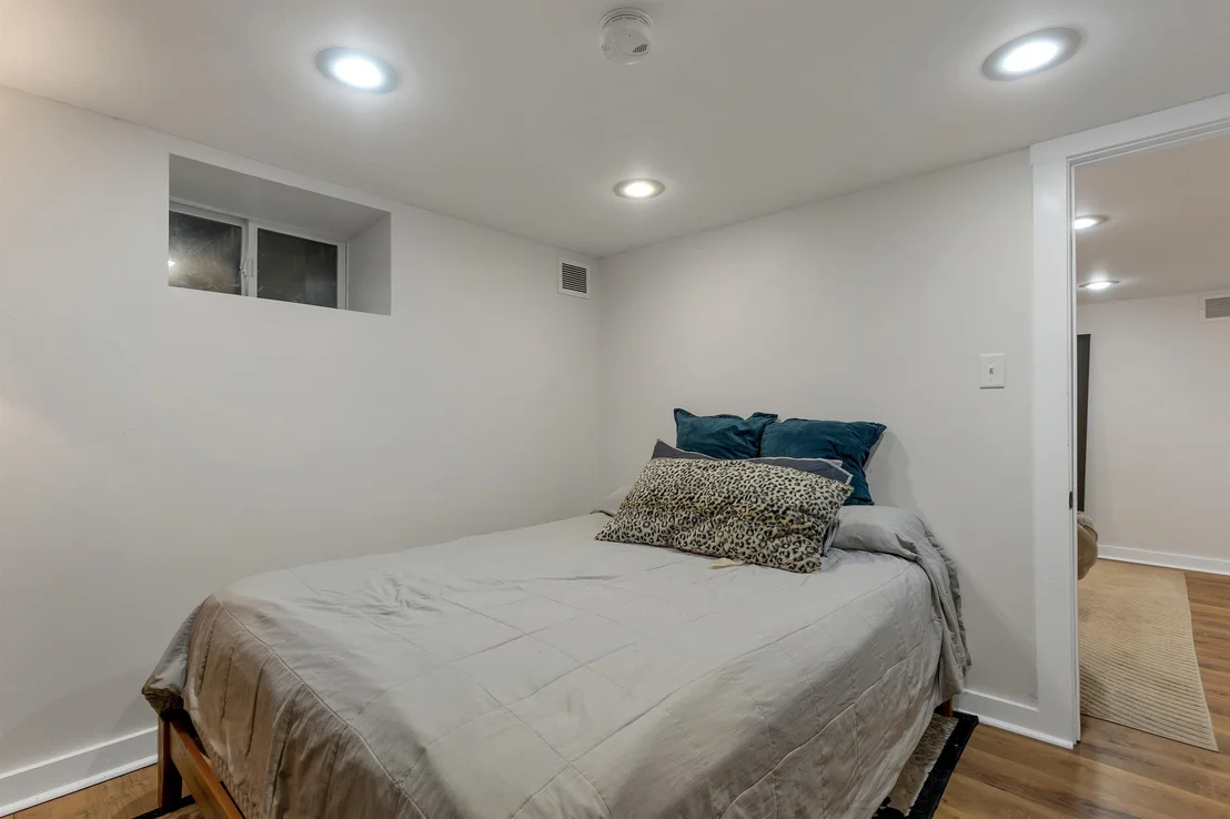 Photo of 48 Baldwin