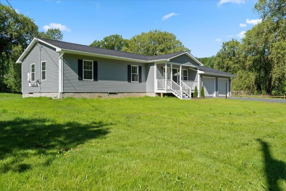 Photo of 114 Cobble Hill