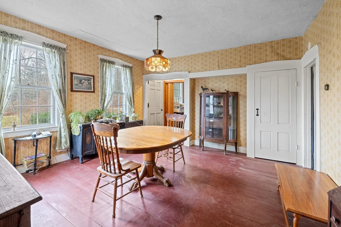 Photo of 298 Jenneville