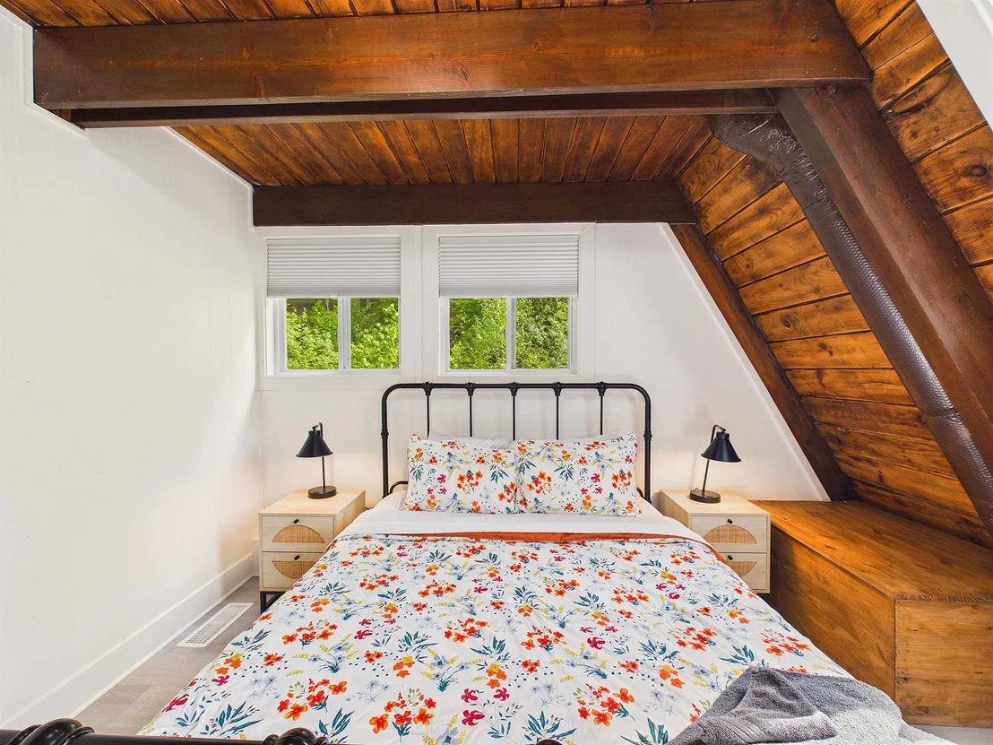 Photo of 165 Silver Spring Hill