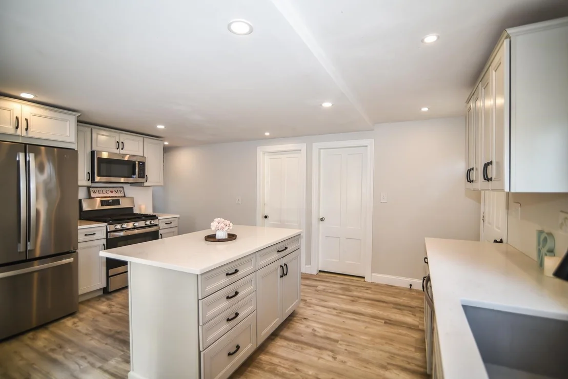 Photo of 14 Marcoux