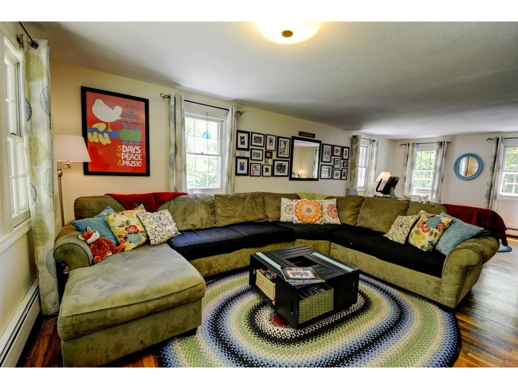 Photo of 11 Bartlett