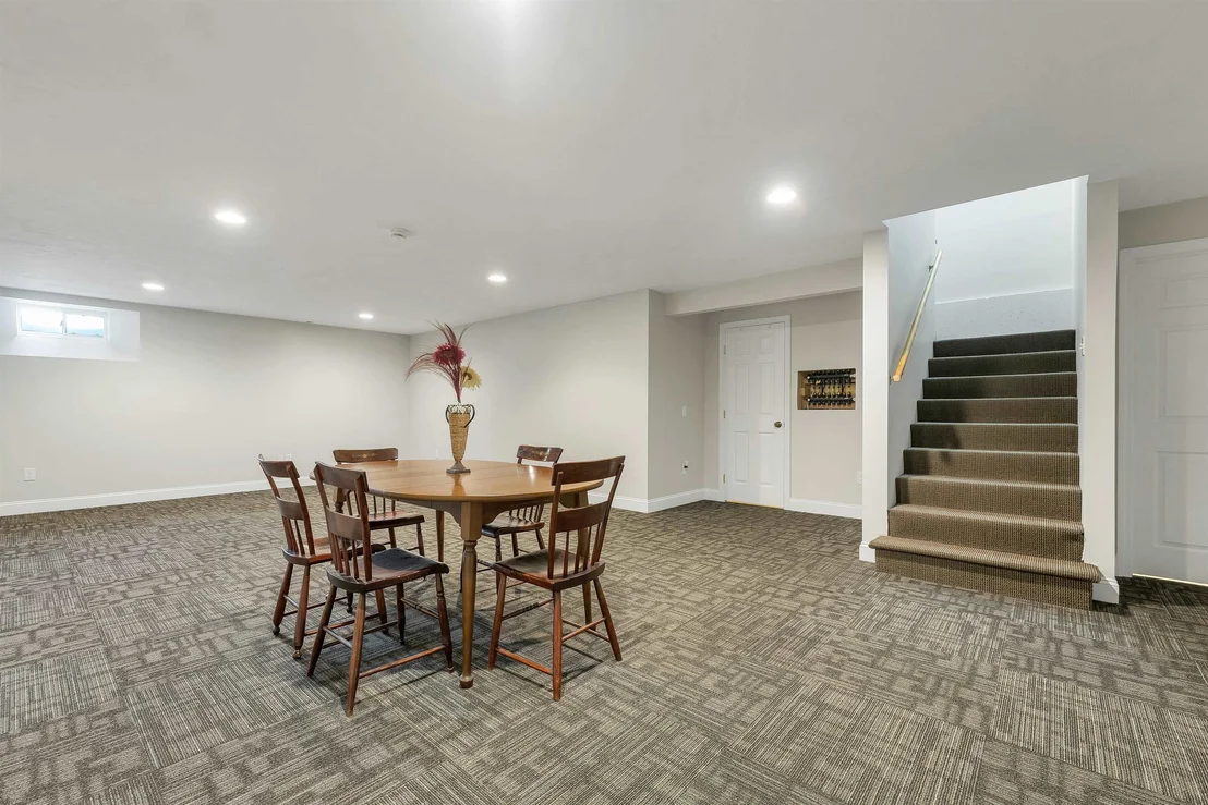 Photo of 11 Burnham