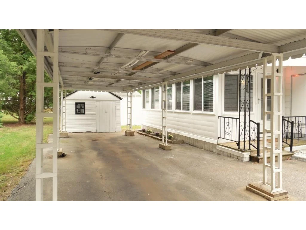 Photo of 235 Robin Hood Dr