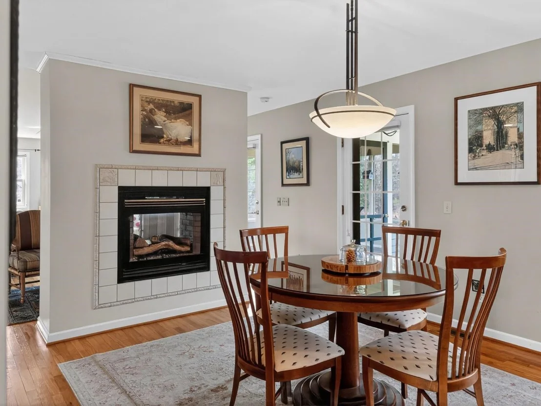 Photo of 79 Featherbed
