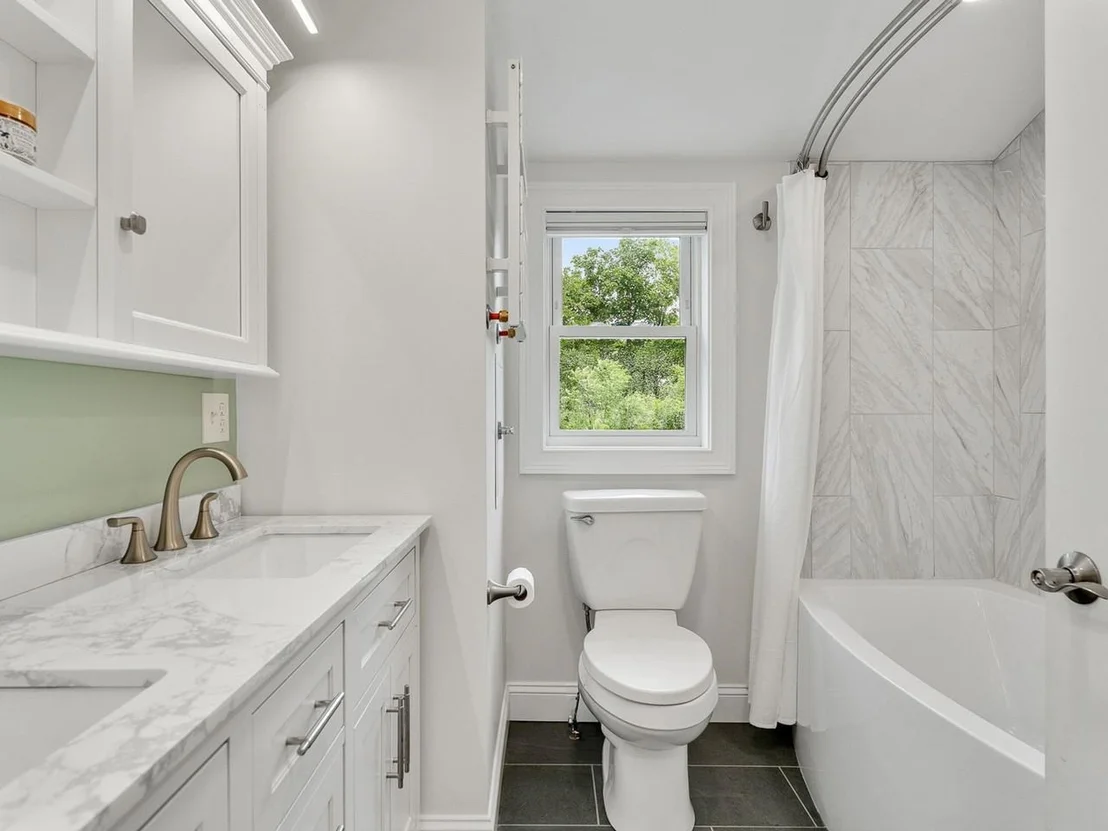 Photo of 1233 Satterly