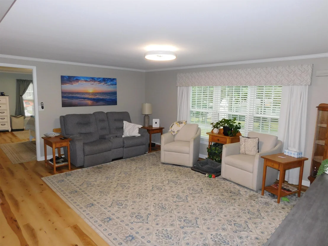 Photo of 10 Harvey Brook