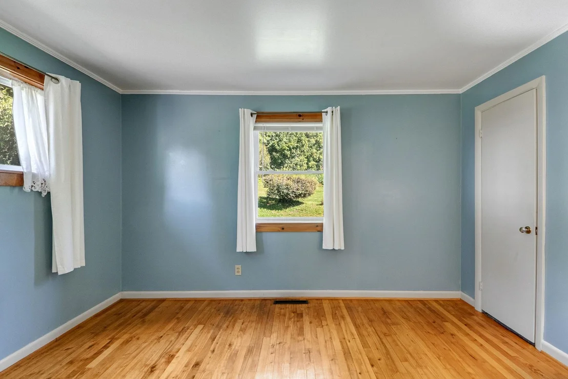 Photo of 12 Grandview