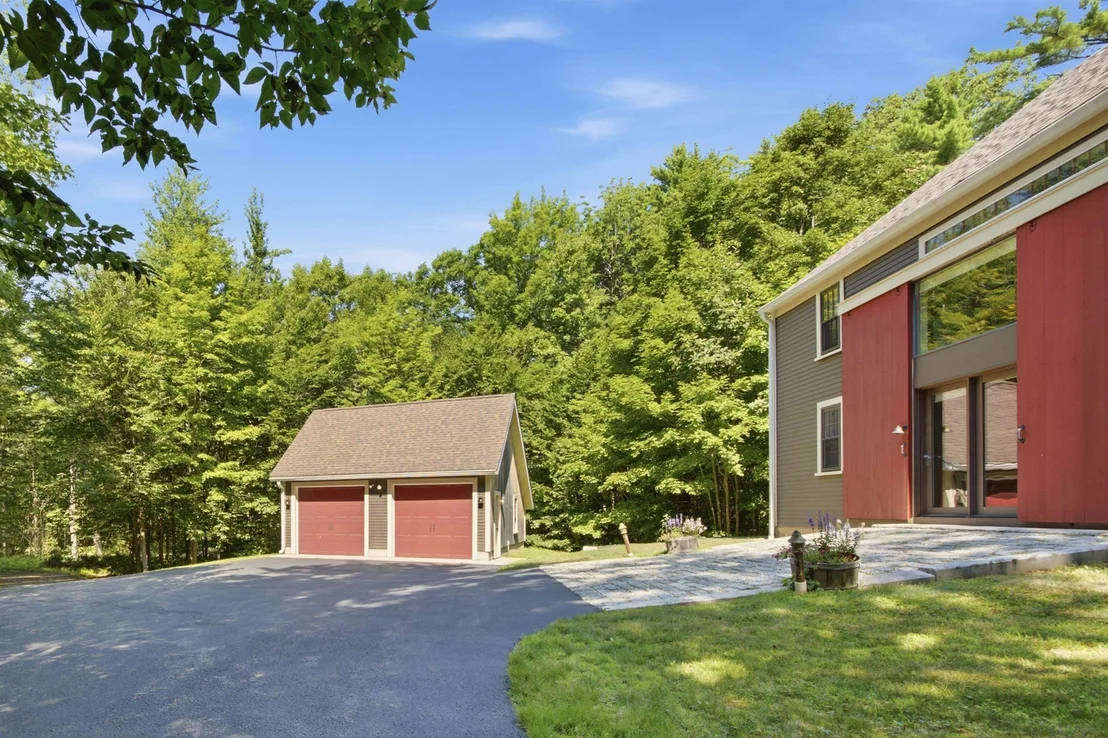 Photo of 369 Stoddard