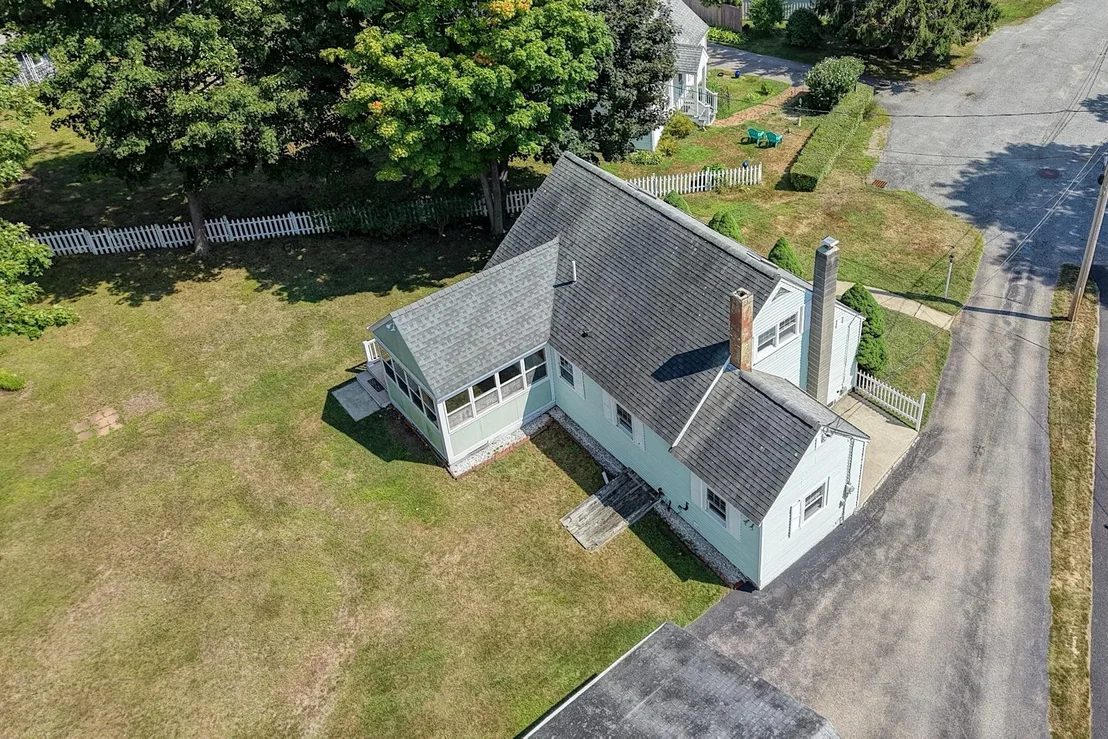 Photo of 3 Douglas