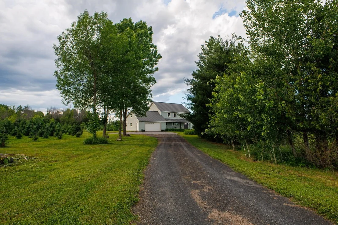 Photo of 2687 US Route 2