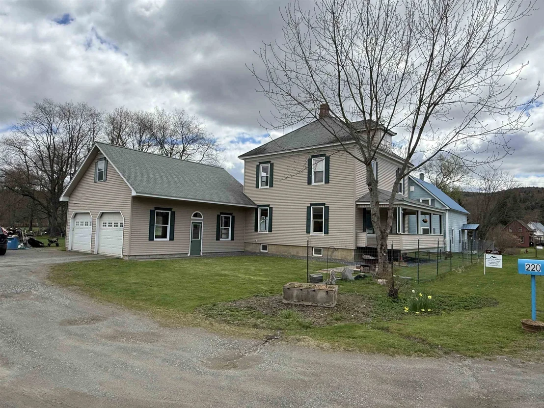 Photo of 220 Hall Stream