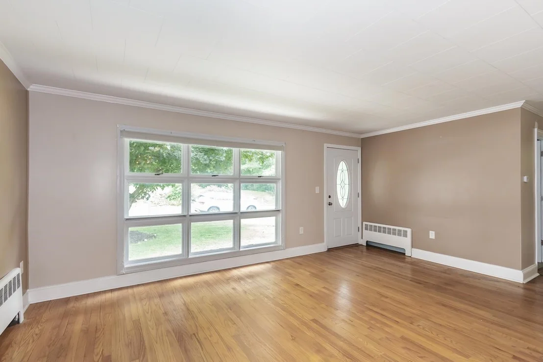 Photo of 43 Bluff