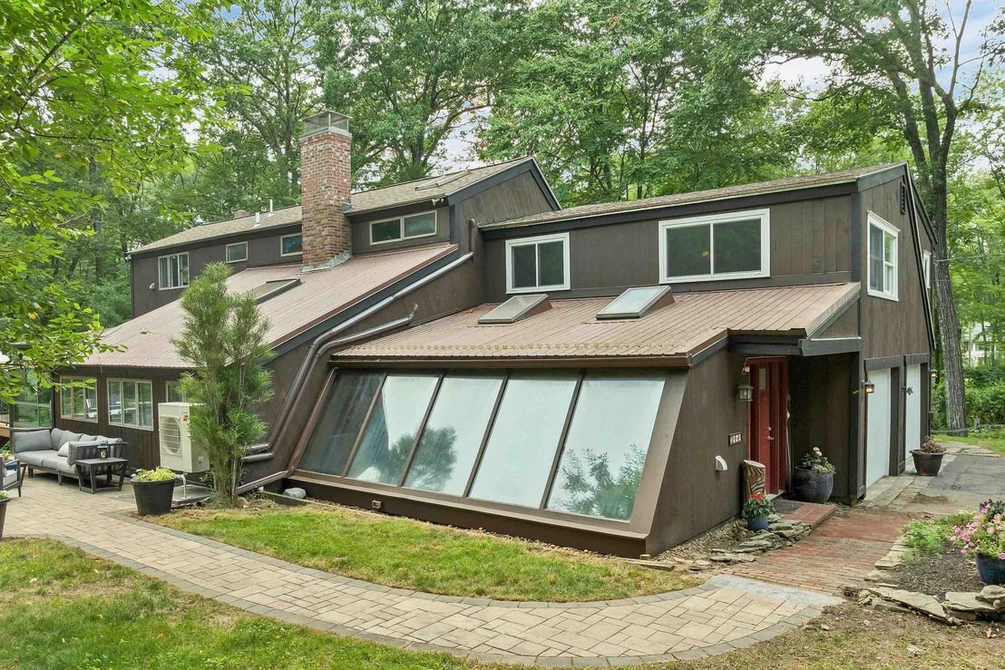 Photo of 125 Castle Hill