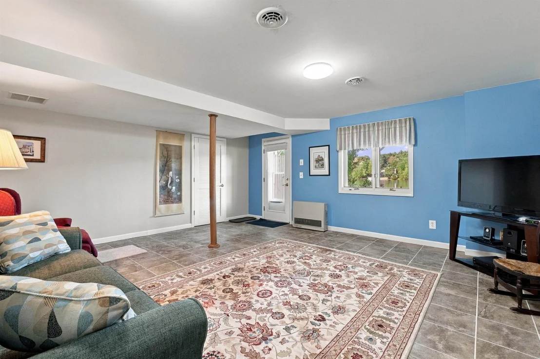 Photo of 212 Varney