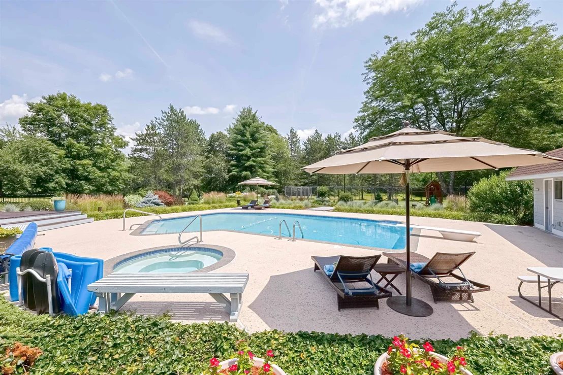 Photo of 155 Pine Hill