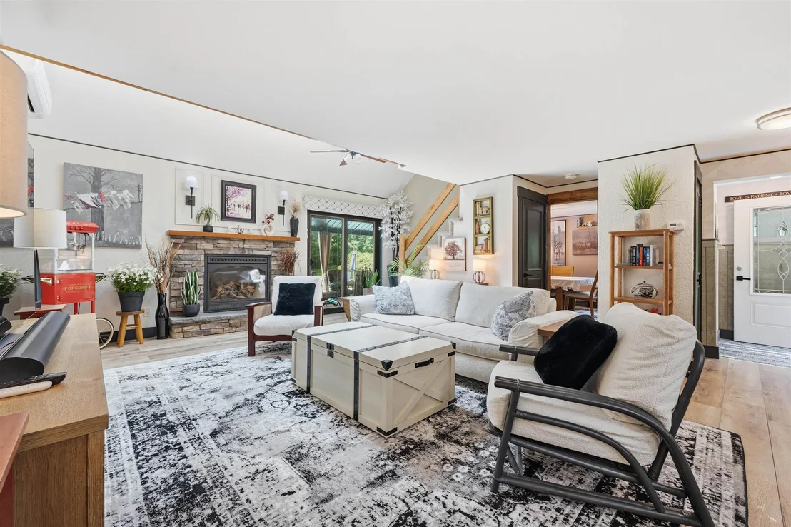 Photo of 60 Stanley Brook