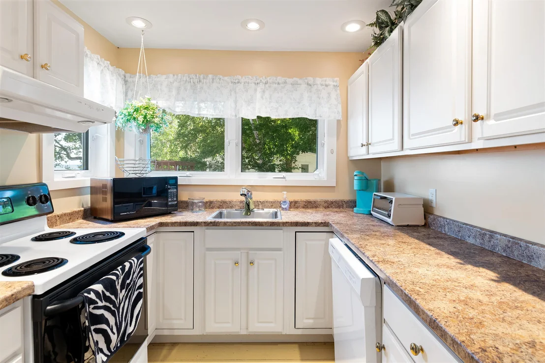 Photo of 43 Sandy Point