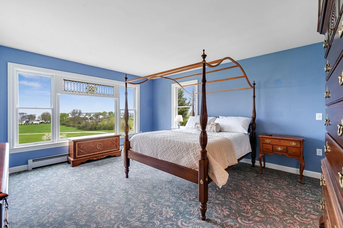 Photo of 302 Ledge Hill