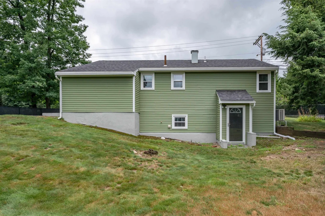 Photo of 490 Broad