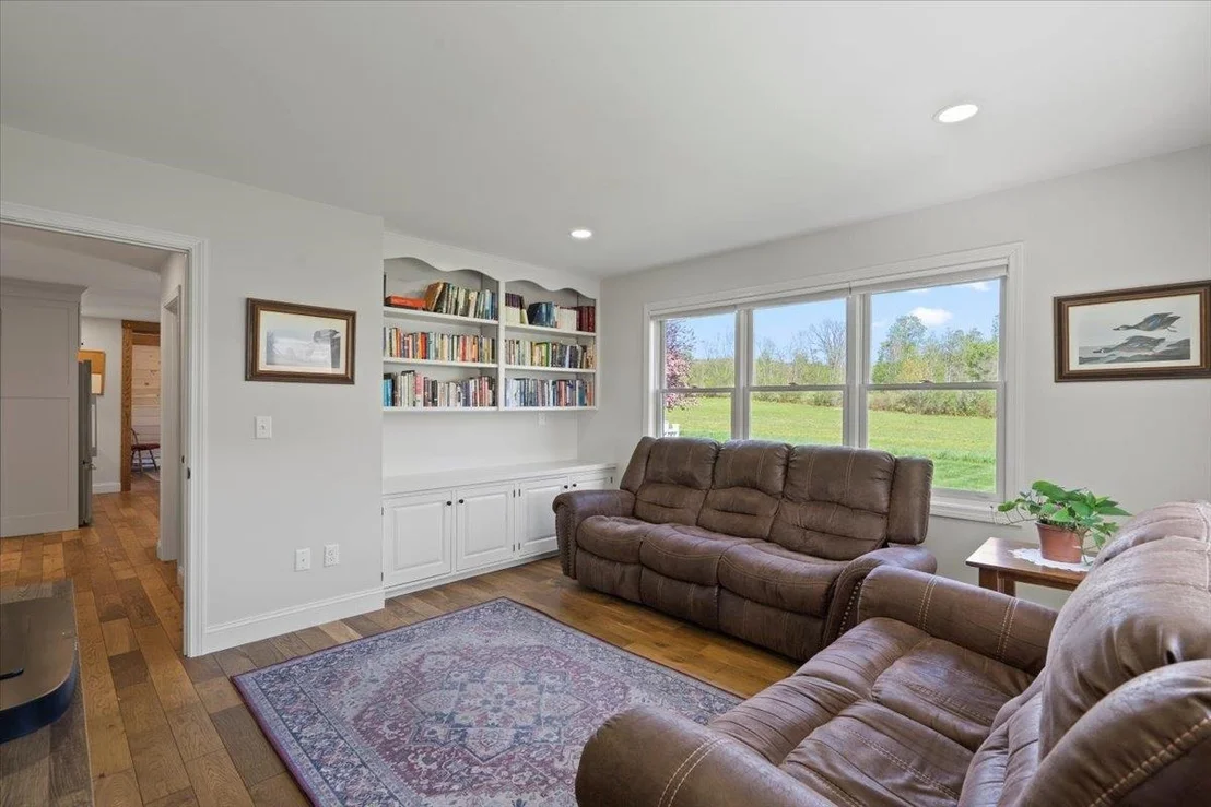 Photo of 65 Cobble Hill