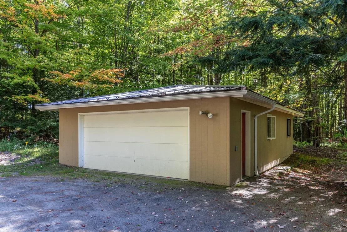 Photo of 835 Alpine View
