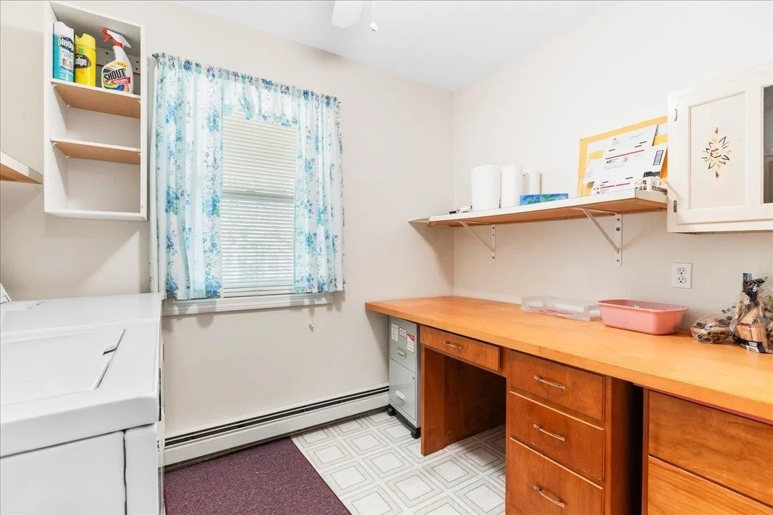 Photo of 190 Noyes