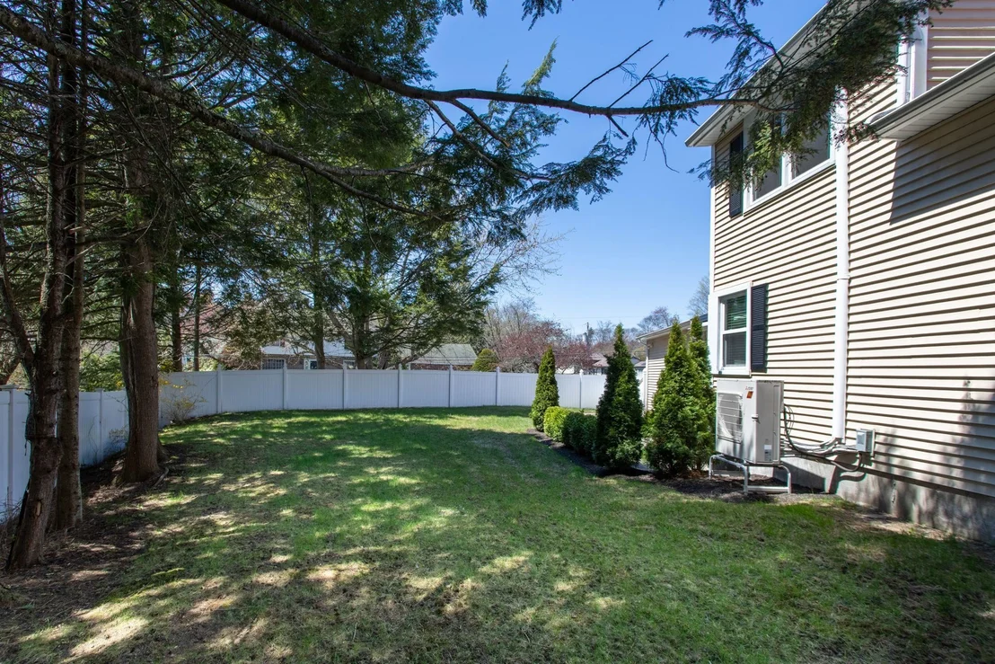 Photo of 9 Carolan