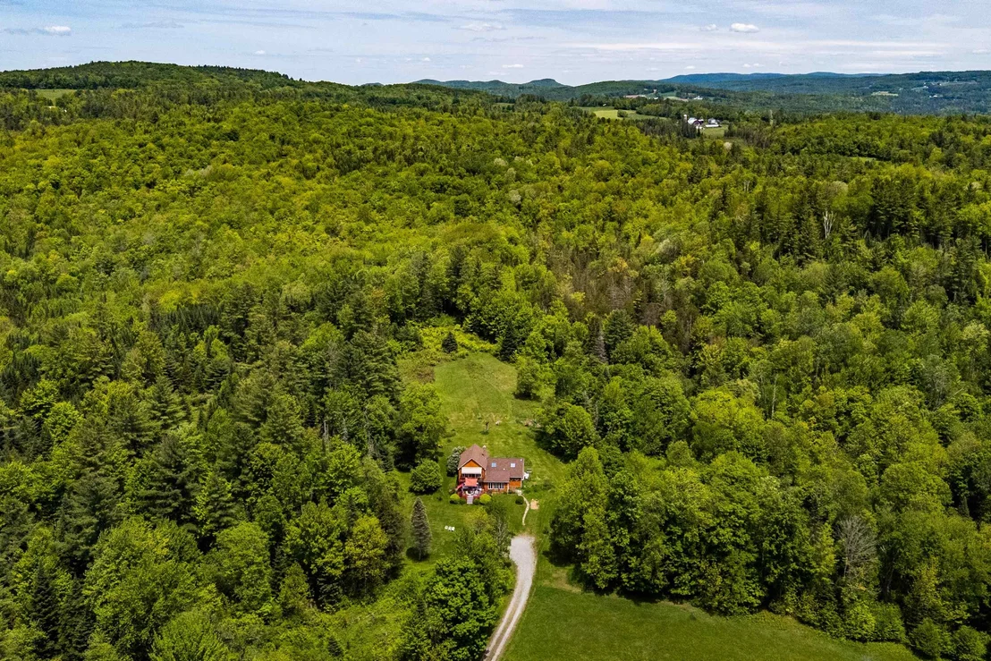 Photo of 1078 Brook