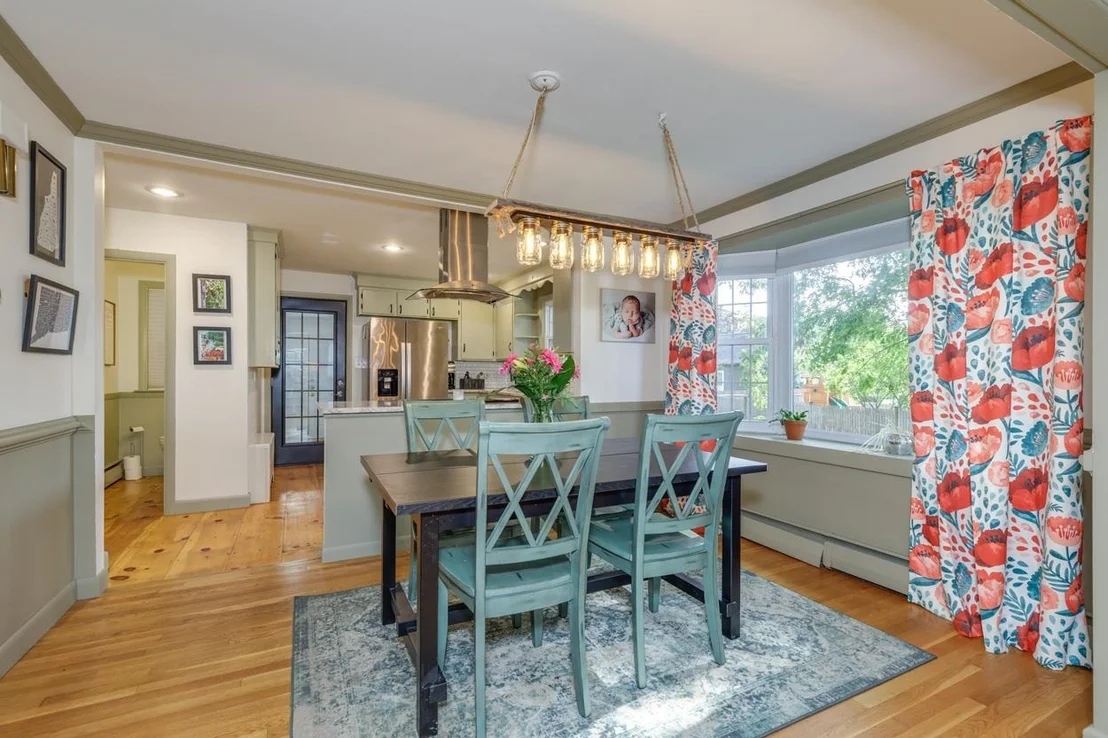 Photo of 234 W Haven