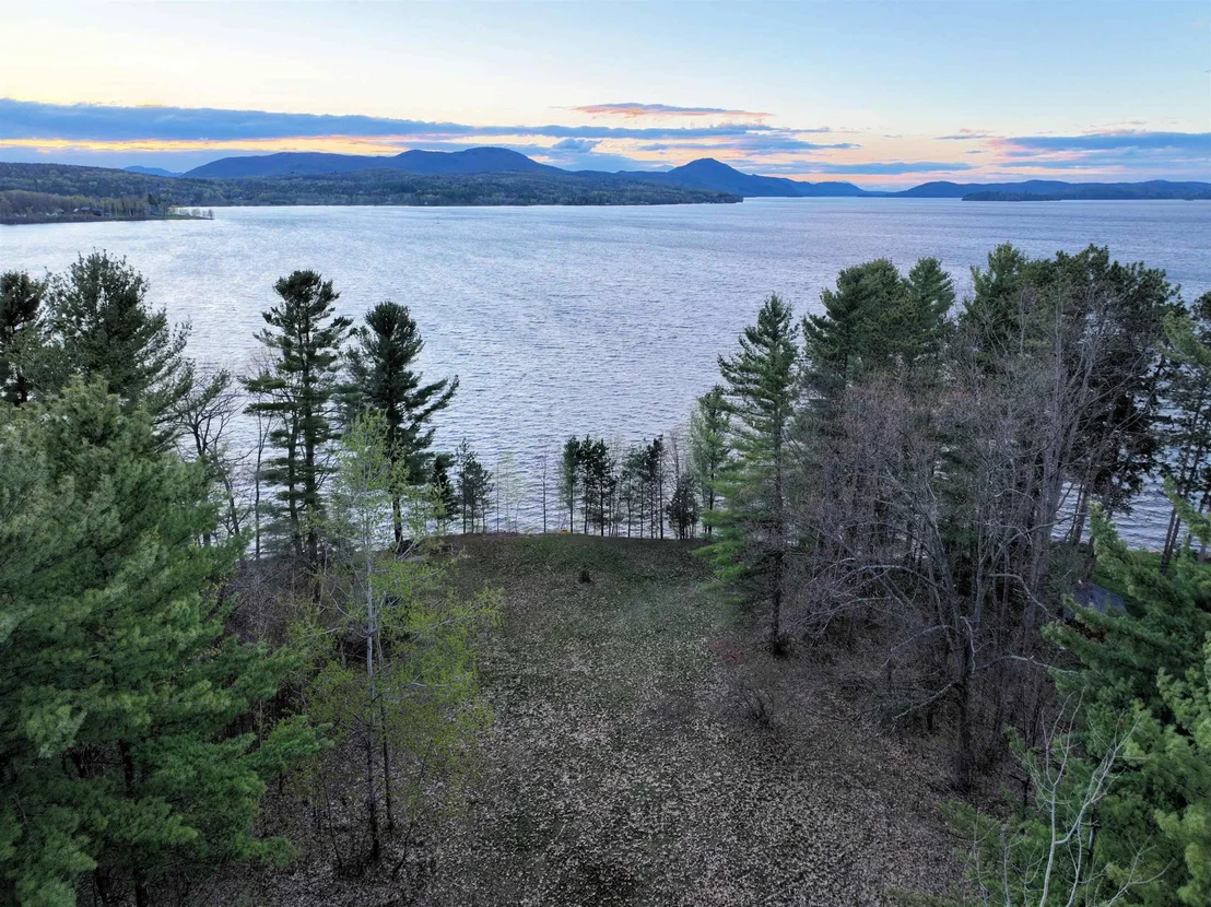 Photo of 1413 Bluff