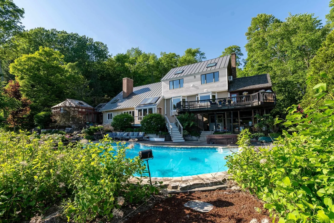 Photo of 838 Cricket Hill
