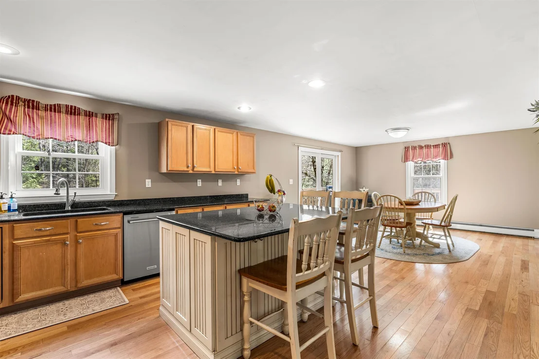 Photo of 75 Mcdaniel Shore