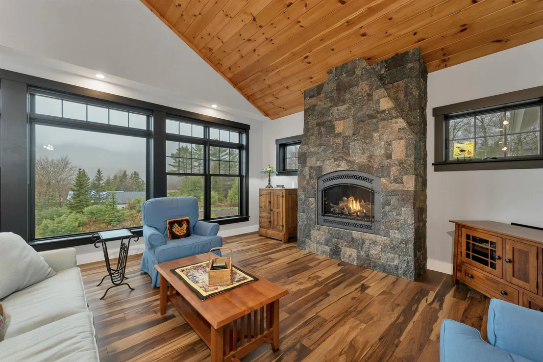 Photo of 22 Cascade Ridge