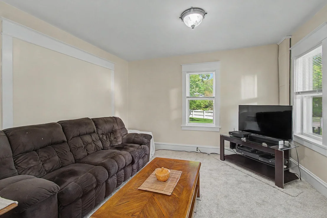 Photo of 64 Pine