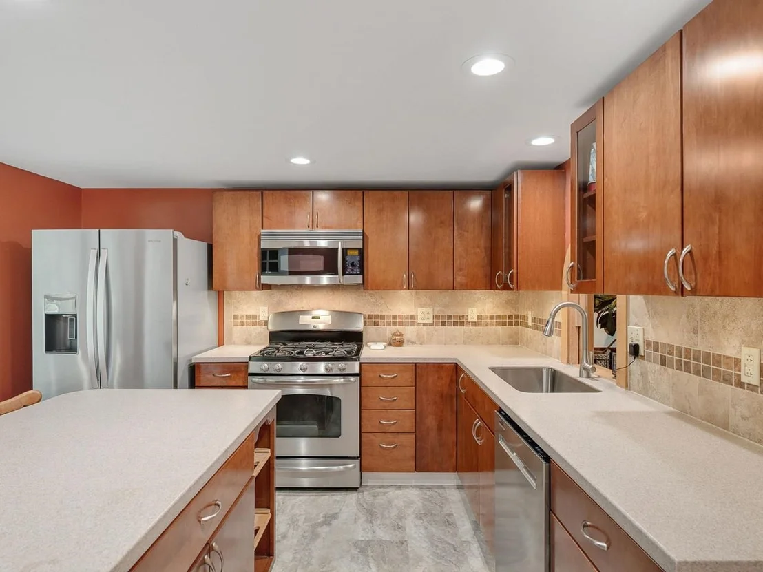 Photo of 1233 Satterly