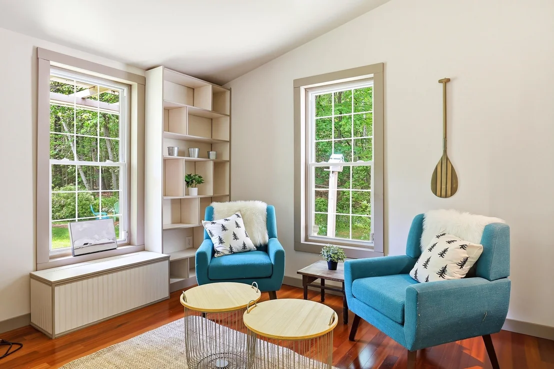 Photo of 110 Podunk