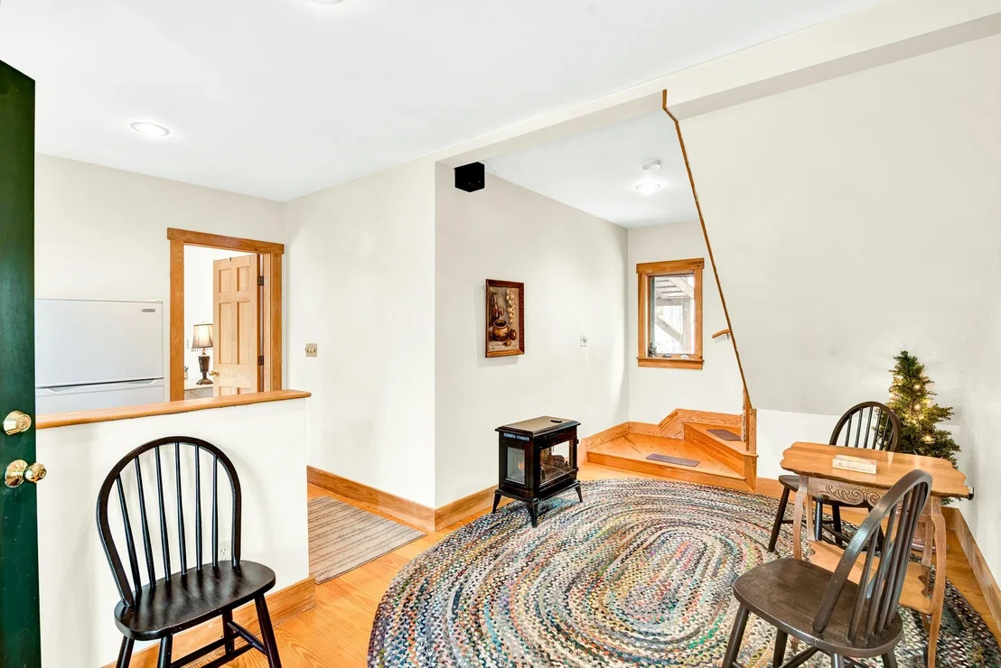 Photo of 759 1St Crown Point